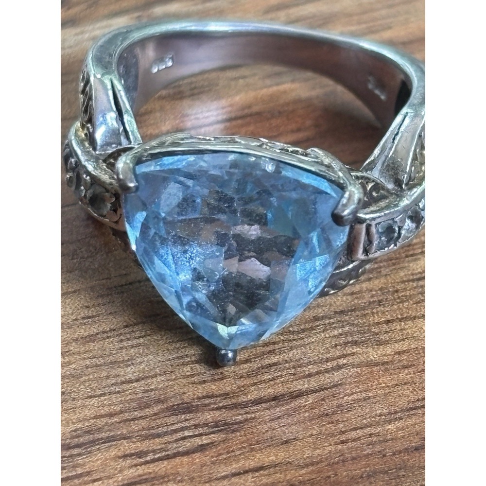 STS 925 Sterling Silver Trillion Cut Blue Topaz Ring Size 8